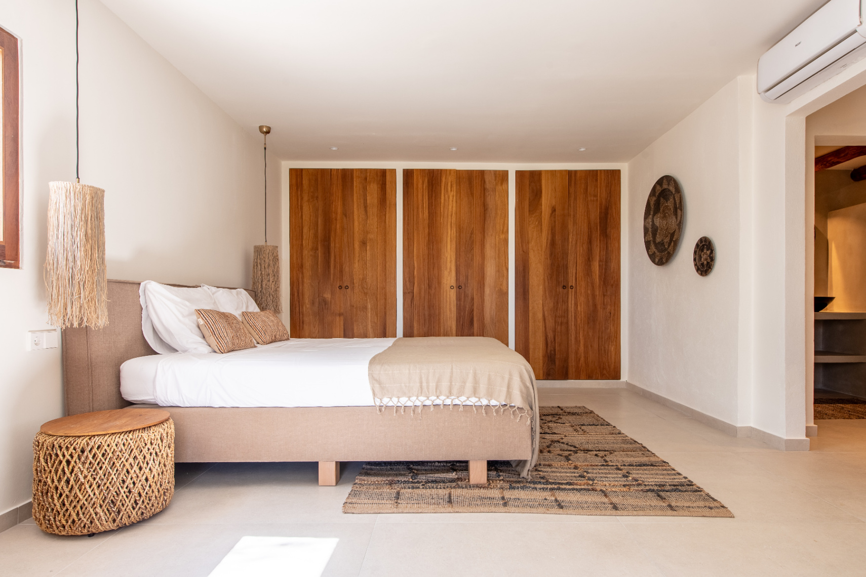 Refugio de Elegancia y Naturaleza en el Corazón de Ibiza en San Agustin