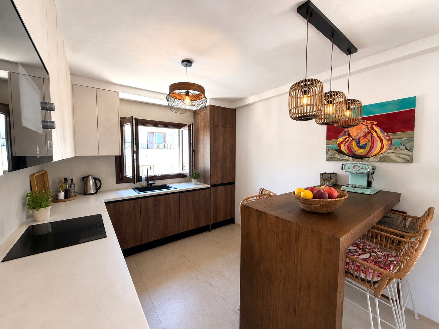 Charming penthouse apartment in the heart of San Miguel – overlooking the church