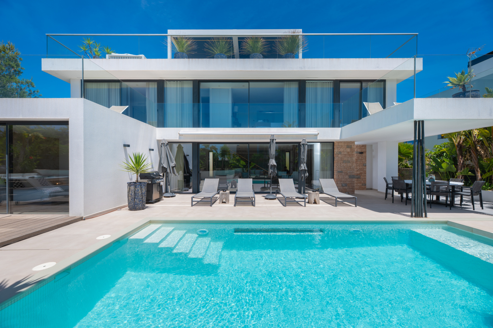 Villa de Lujo con muchos extras en Ses Torres, Ibiza