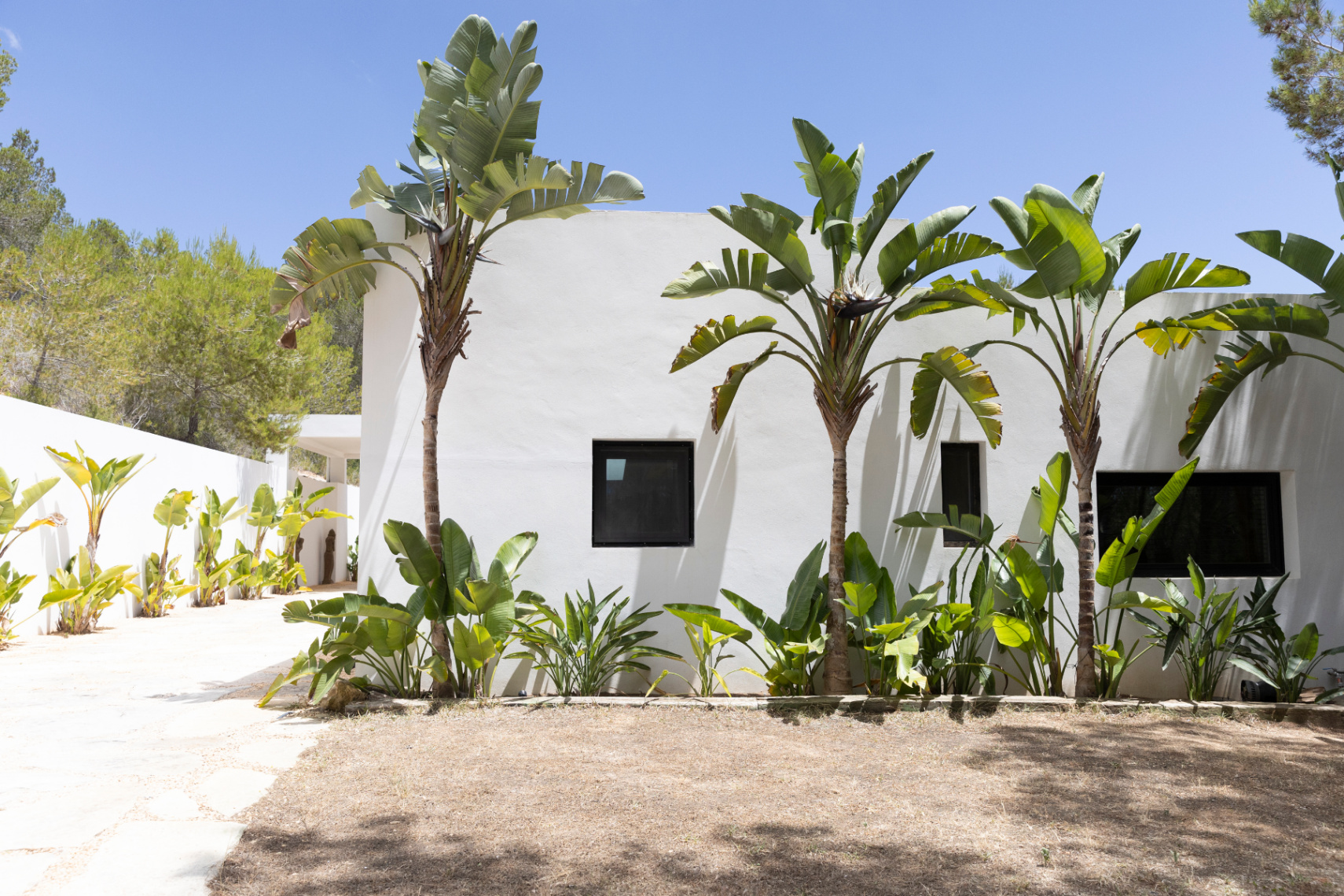 Exclusiva villa con casa principal y dos casitas independientes en el corazón de Ibiza
