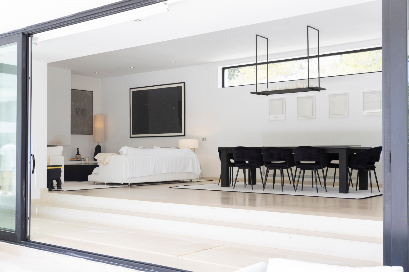 Exclusiva villa con casa principal y dos casitas independientes en el corazón de Ibiza