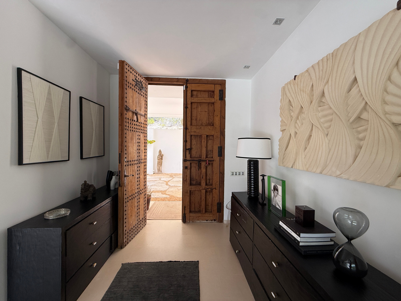 Exclusiva villa con casa principal y dos casitas independientes en el corazón de Ibiza