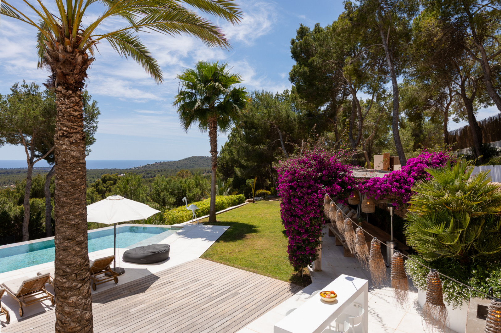 Beautiful villa with fantastic views in Es Cubells