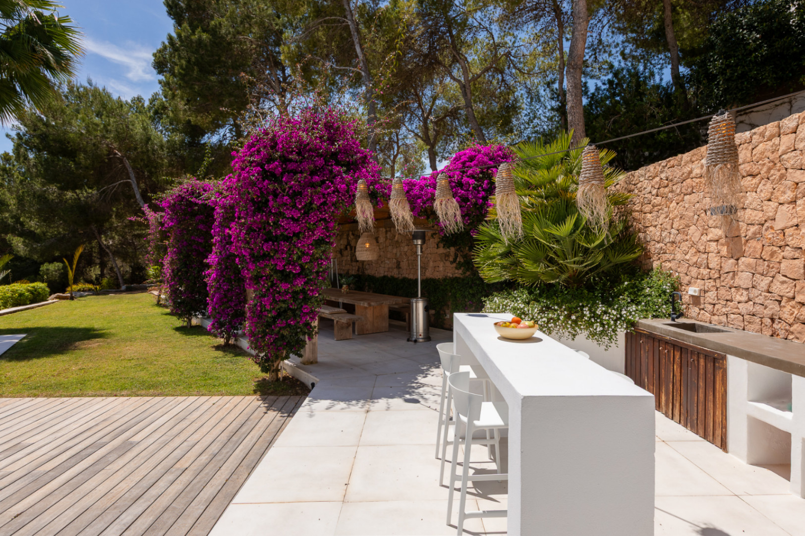 Beautiful villa with fantastic views in Es Cubells