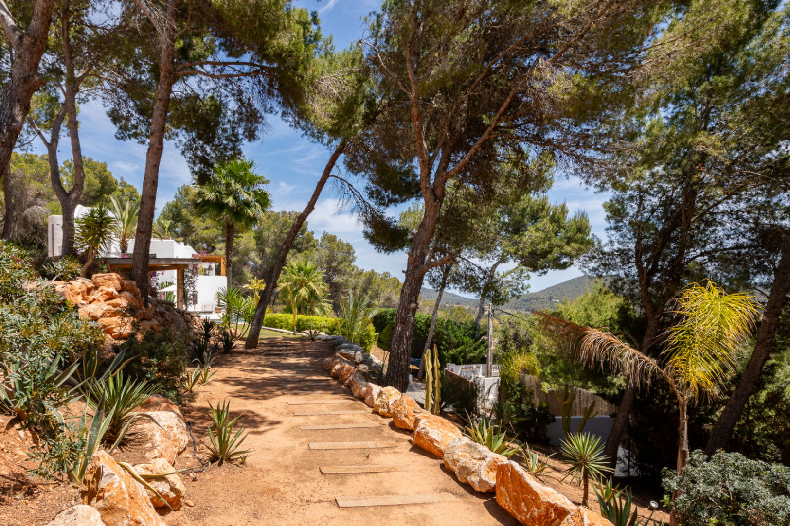 Beautiful villa with fantastic views in Es Cubells