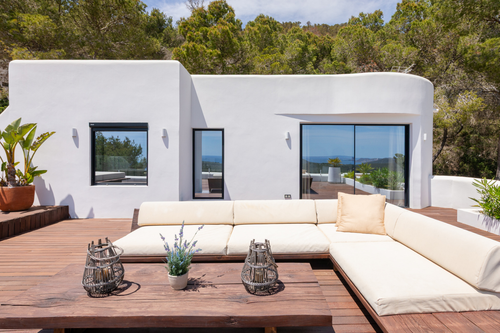 Beautiful villa with fantastic views in Es Cubells