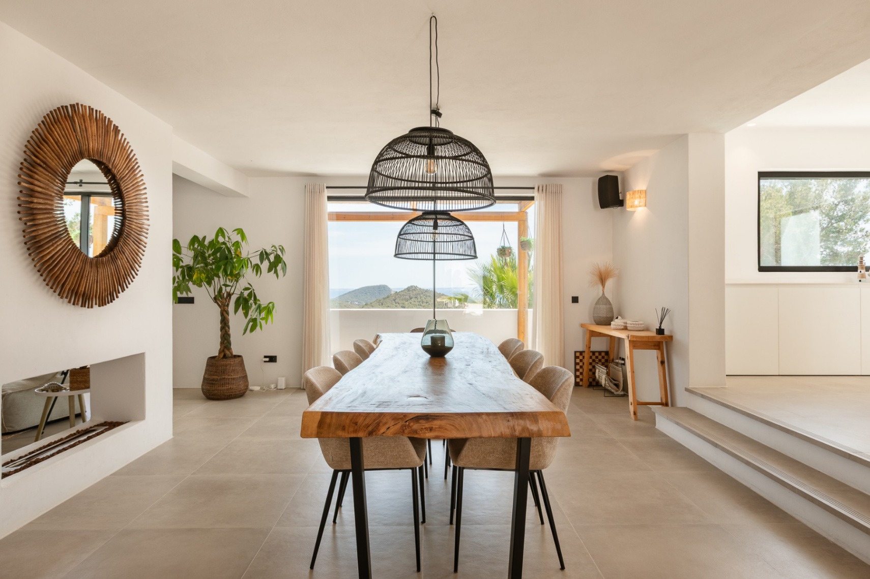 Beautiful villa with fantastic views in Es Cubells
