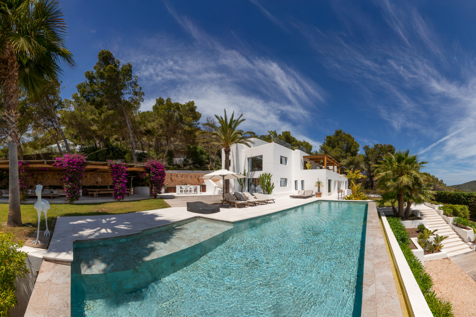 Beautiful villa with fantastic views in Es Cubells