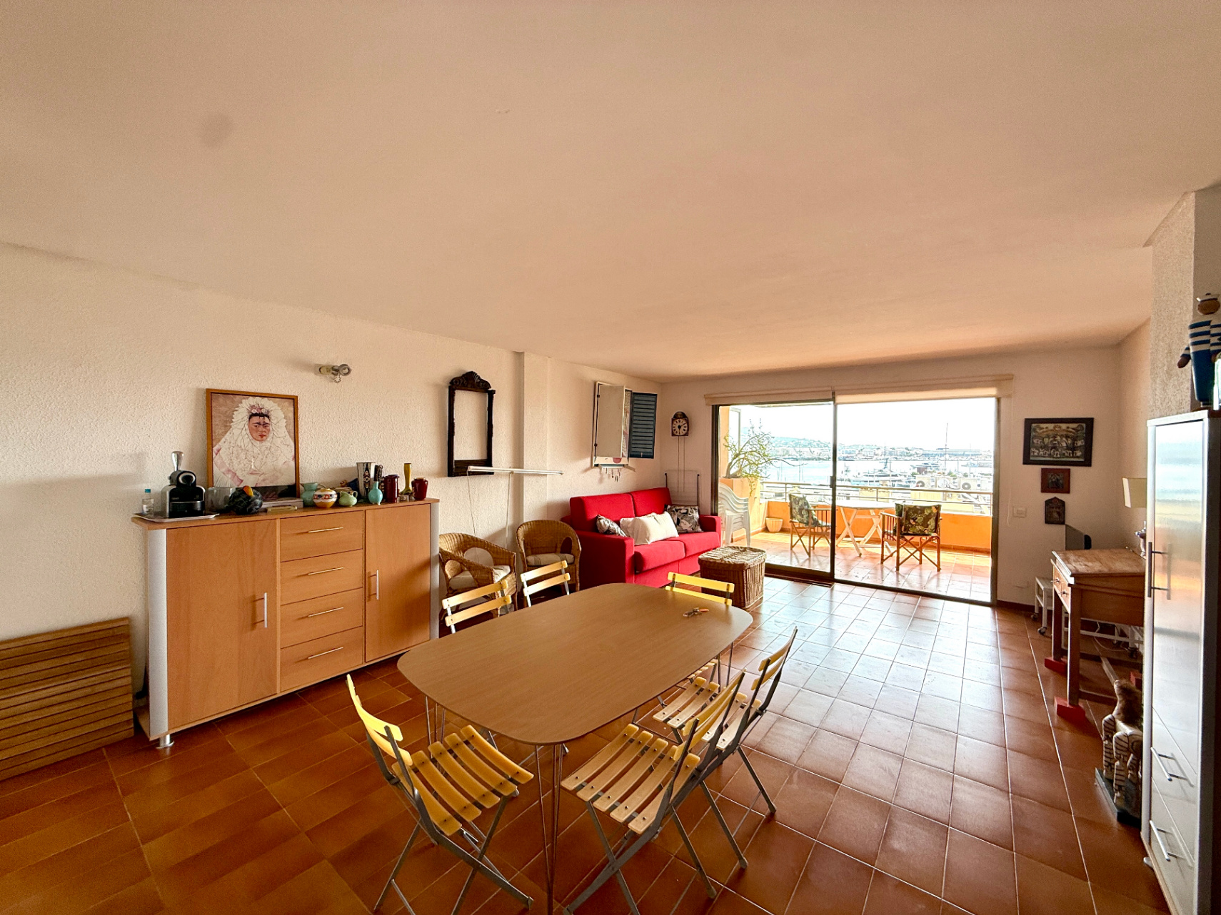Apartamento con vistas al puerto y Dalt Vila en una ubicación exclusiva de Ibiza