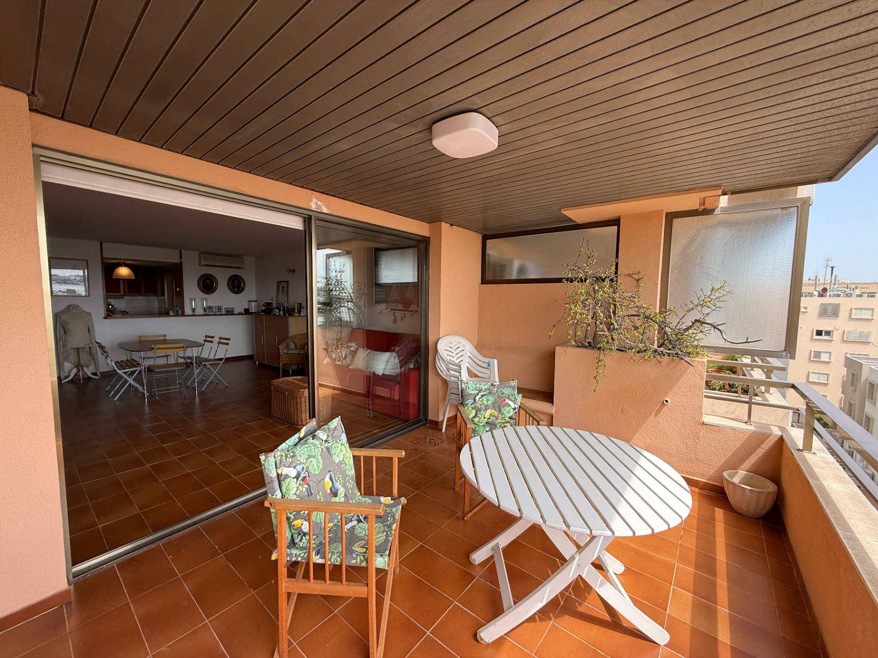 Apartamento con vistas al puerto y Dalt Vila en una ubicación exclusiva de Ibiza