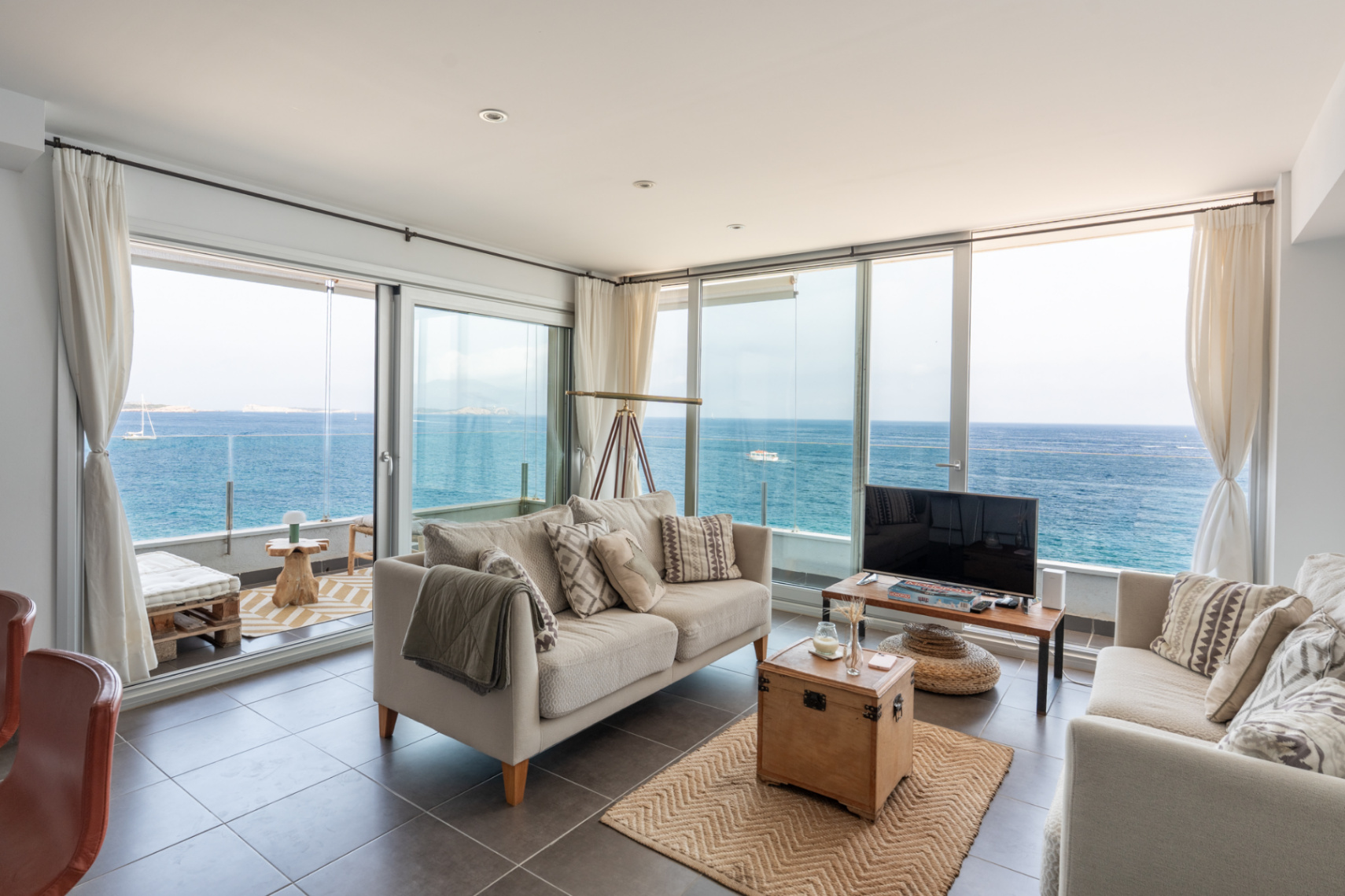 Cala de Bou Residence — Dúplex de 3 dormitorios en Ibiza