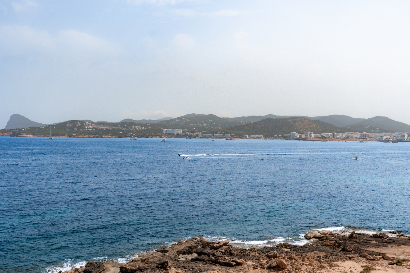 Cala de Bou Residence — Dúplex de 3 dormitorios en Ibiza
