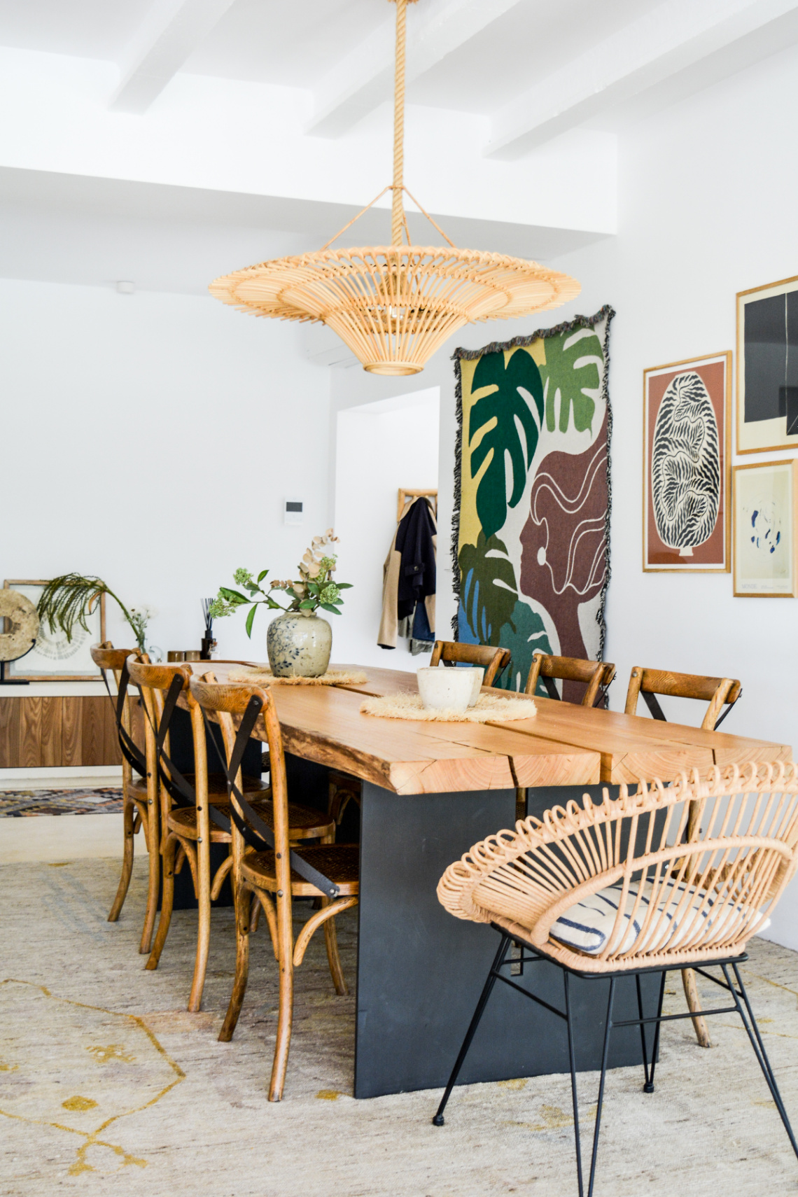 EXCLUSIEVE GERENOVEERDE WONING MET ZWEMBAD EN GROTE PERCEEL IN SAN JORDI