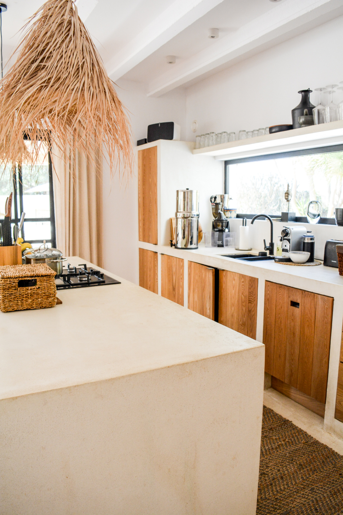 EXCLUSIEVE GERENOVEERDE WONING MET ZWEMBAD EN GROTE PERCEEL IN SAN JORDI