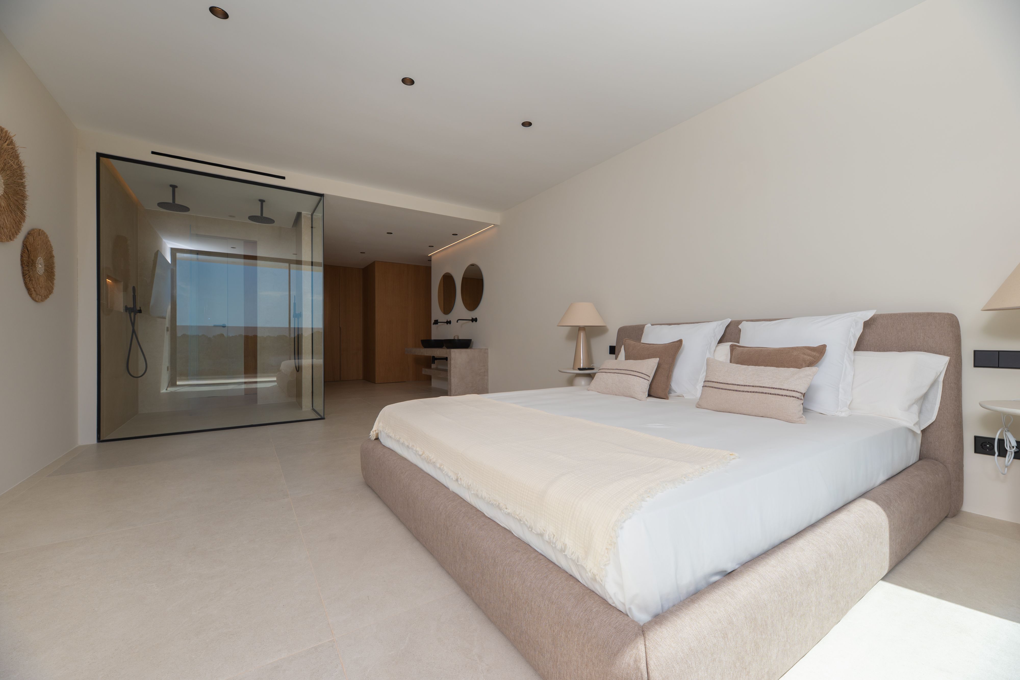 MODERNE NIEUWBOUW VILLA naast CALA SALADA
