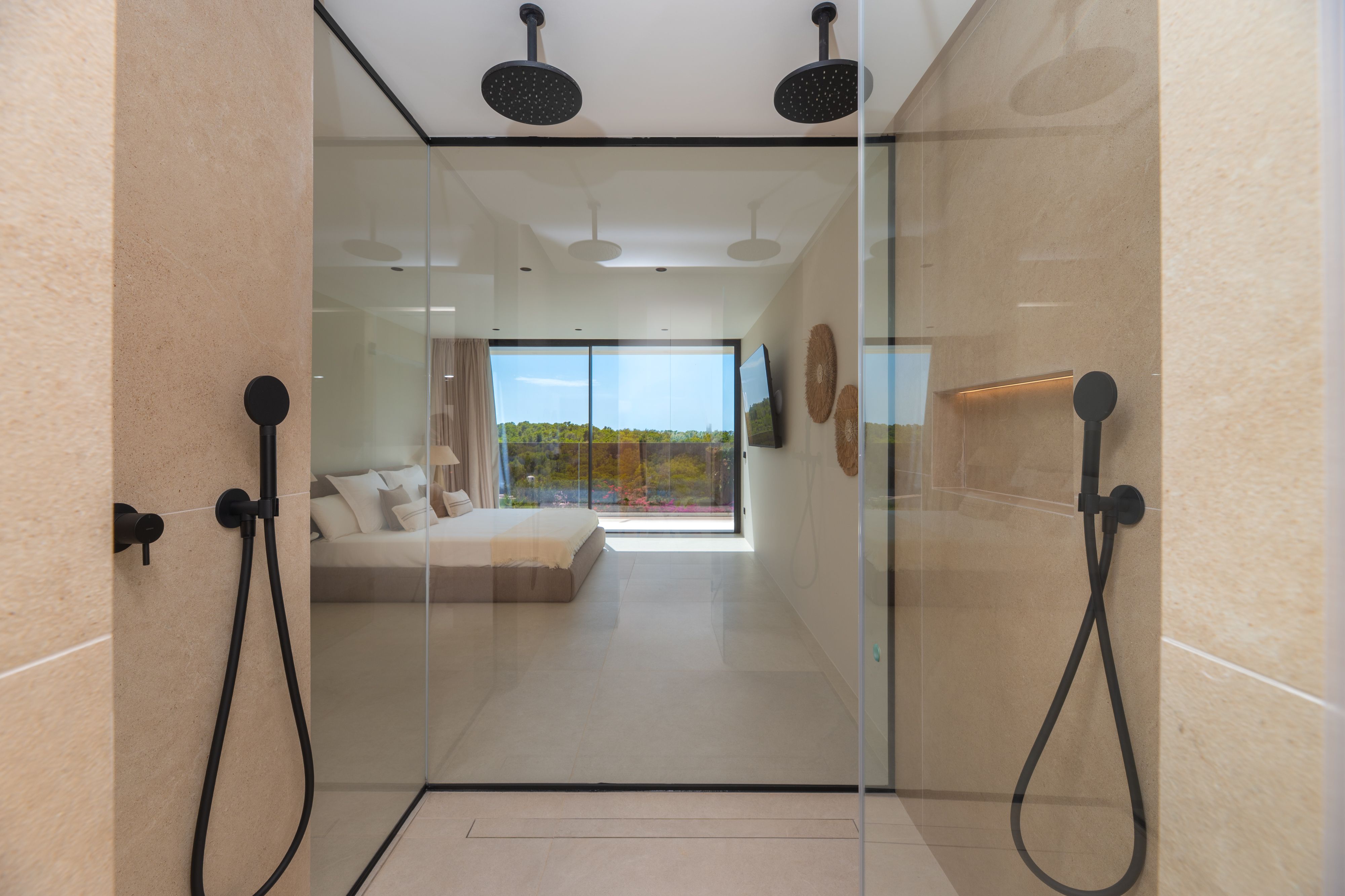 MODERNE NIEUWBOUW VILLA naast CALA SALADA