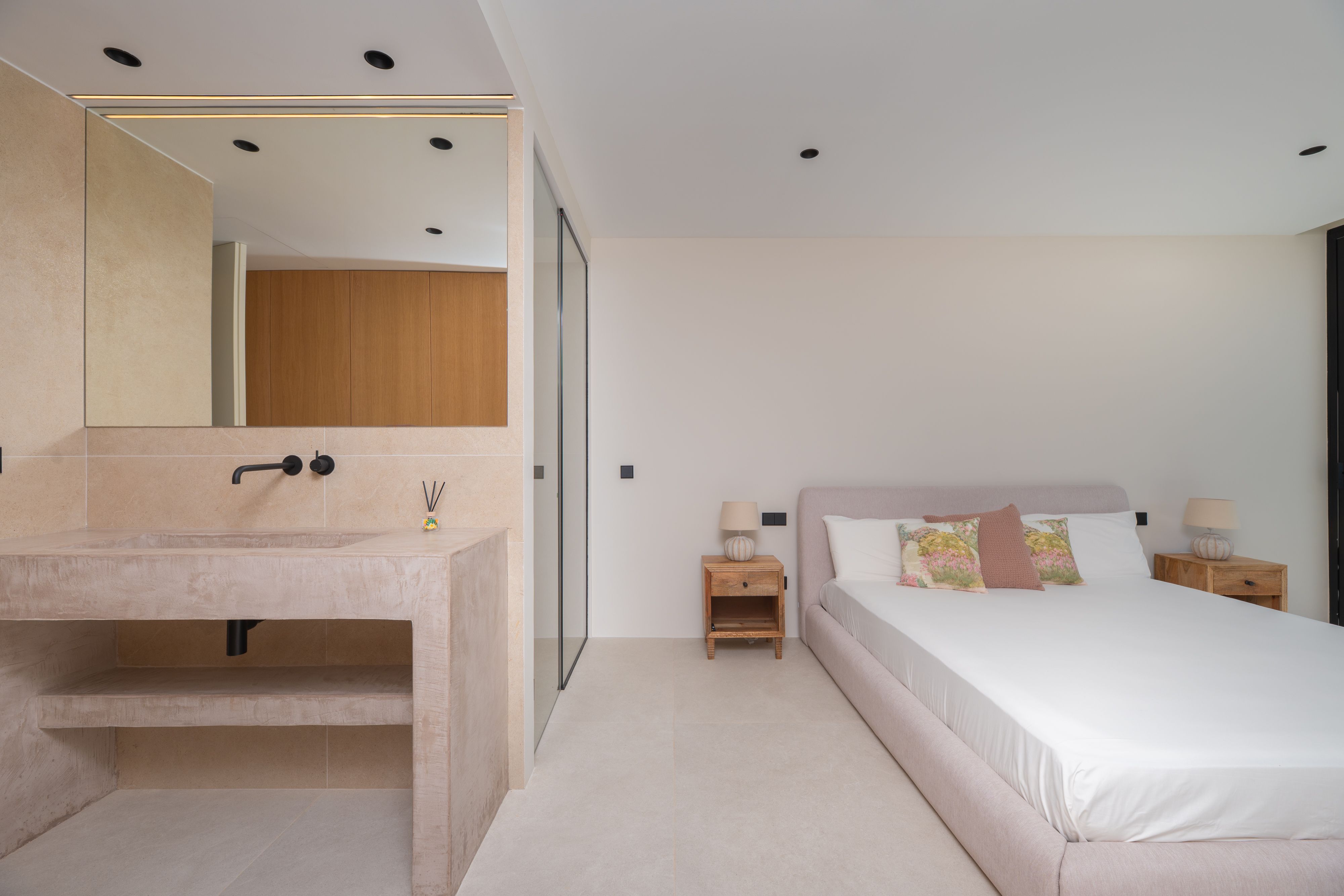 MODERNE NIEUWBOUW VILLA naast CALA SALADA