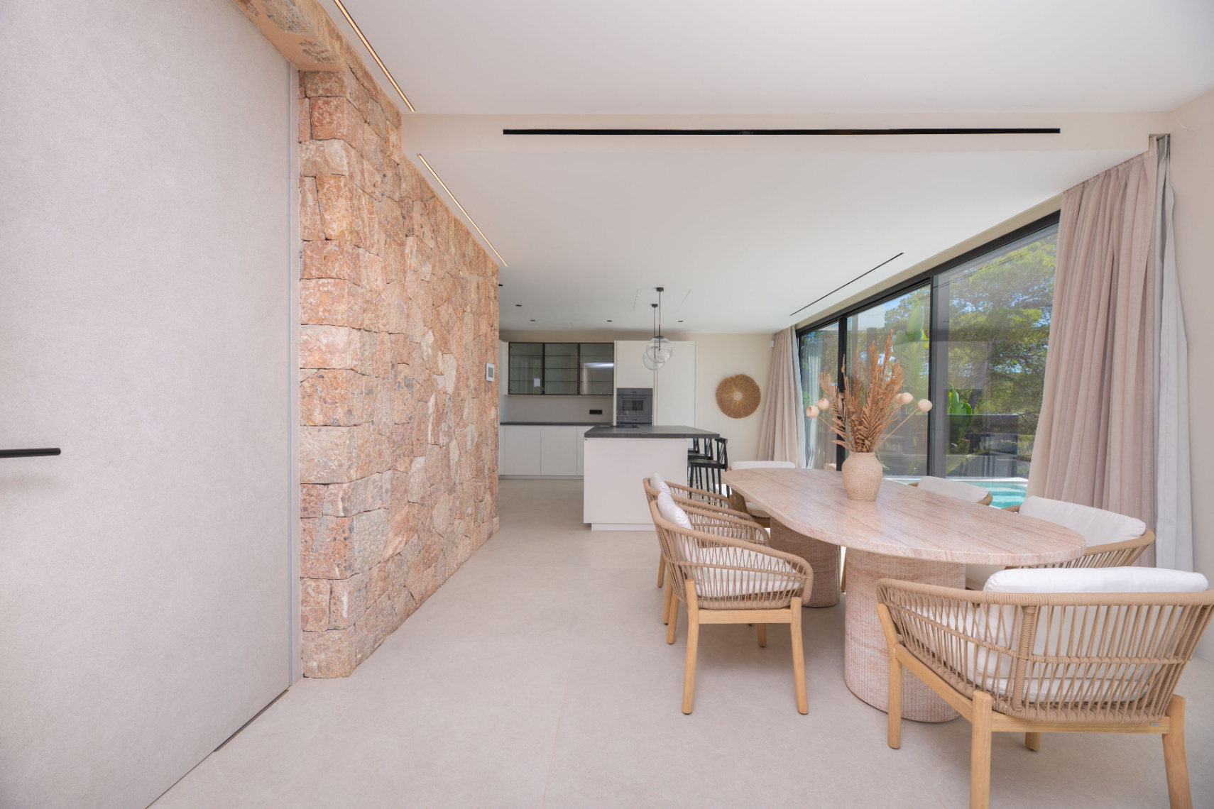 MODERNE NIEUWBOUW VILLA naast CALA SALADA