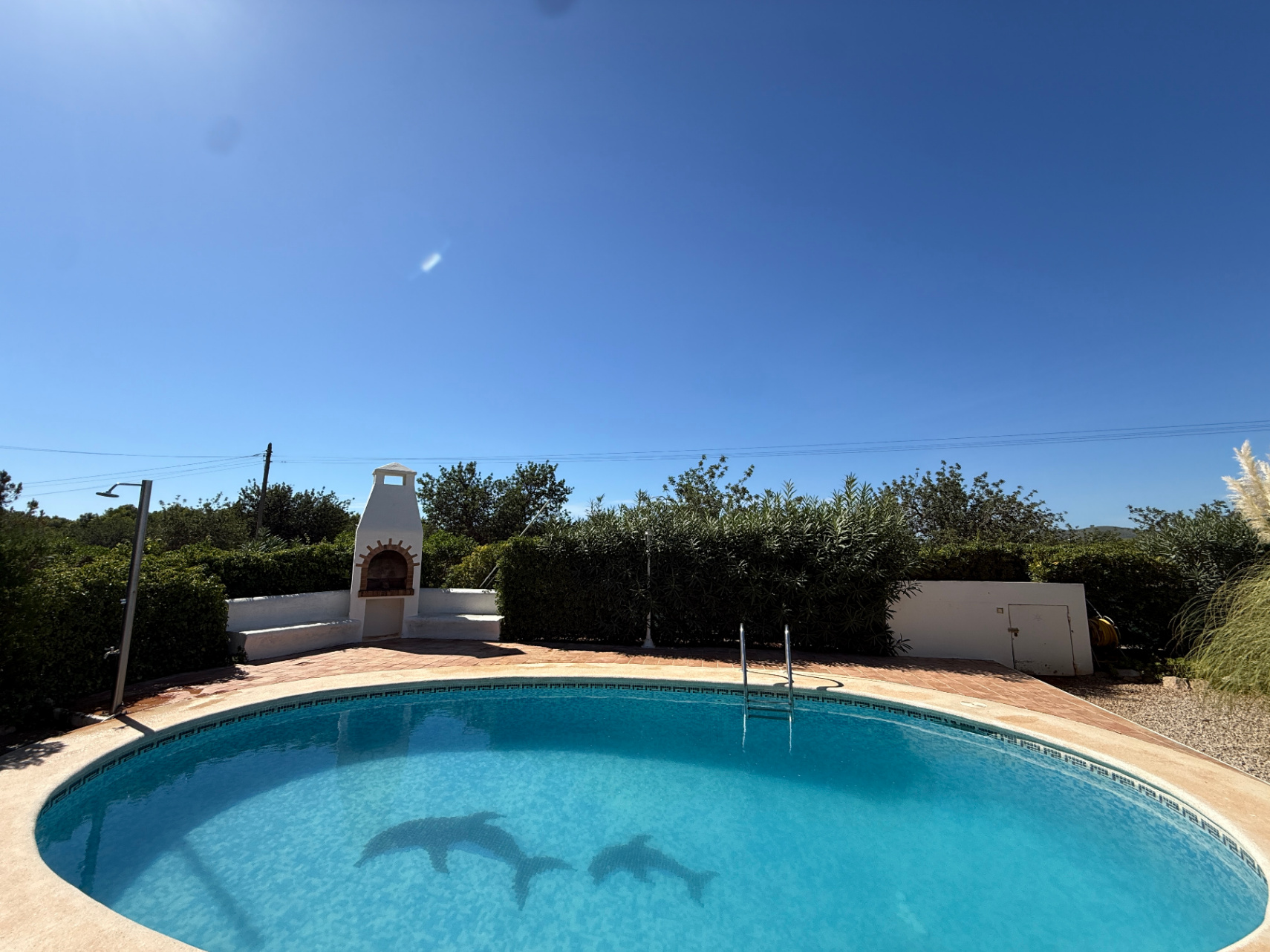 Charming house in a complex of only 4 cottages – just a 10-minute walk from Cala Llenya and Cala Nova beach.