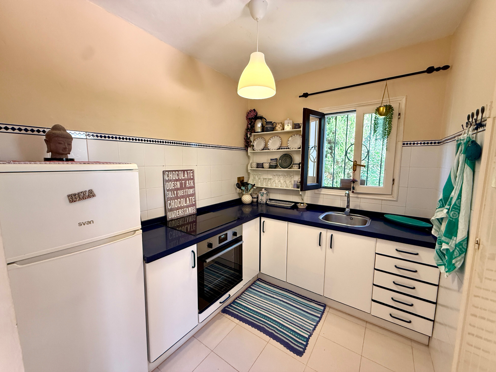 Charming house in a complex of only 4 cottages – just a 10-minute walk from Cala Llenya and Cala Nova beach.