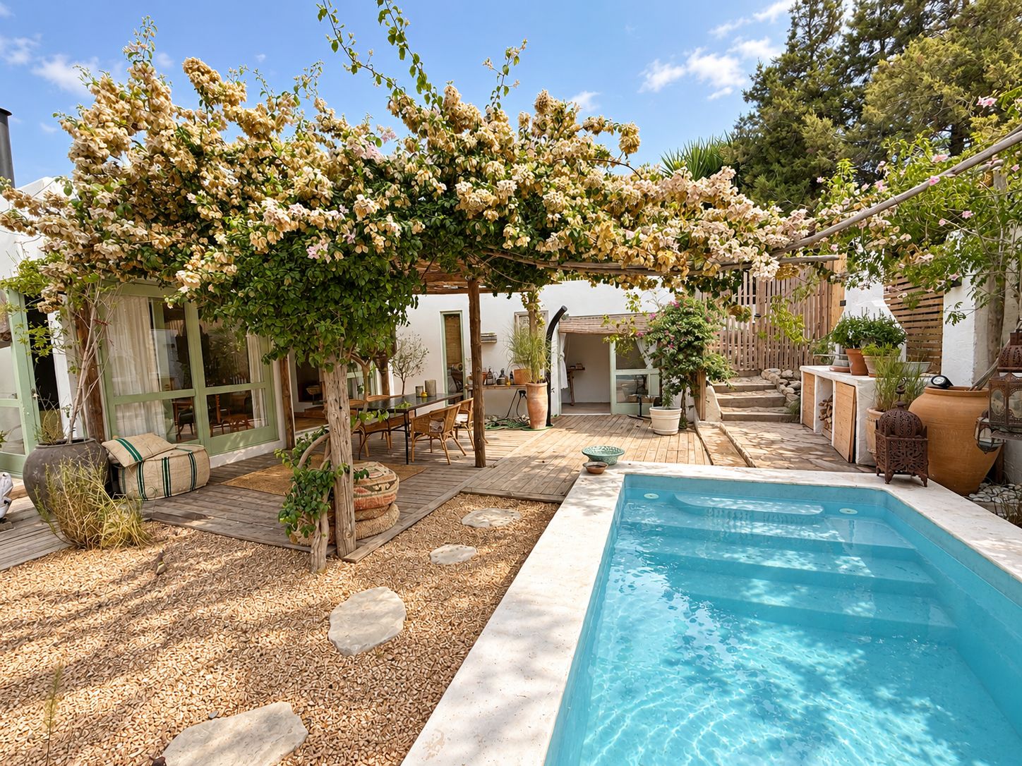 Encantadora casa de campo con pequeña piscina cerca de San Rafael