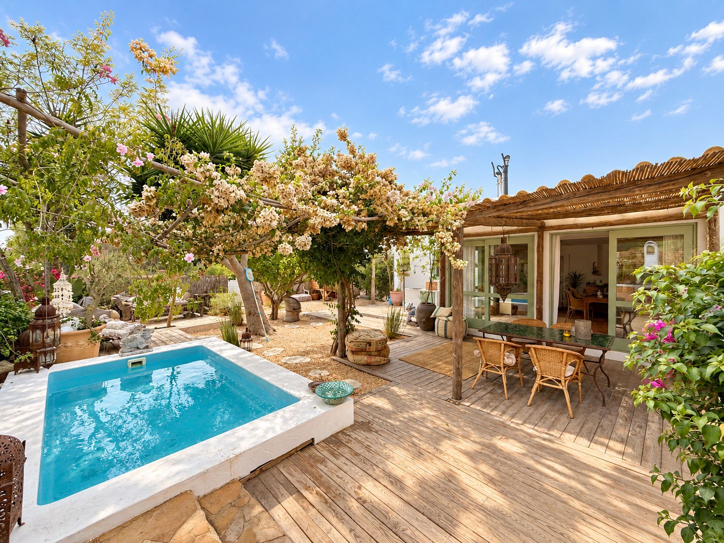Encantadora casa de campo con pequeña piscina cerca de San Rafael