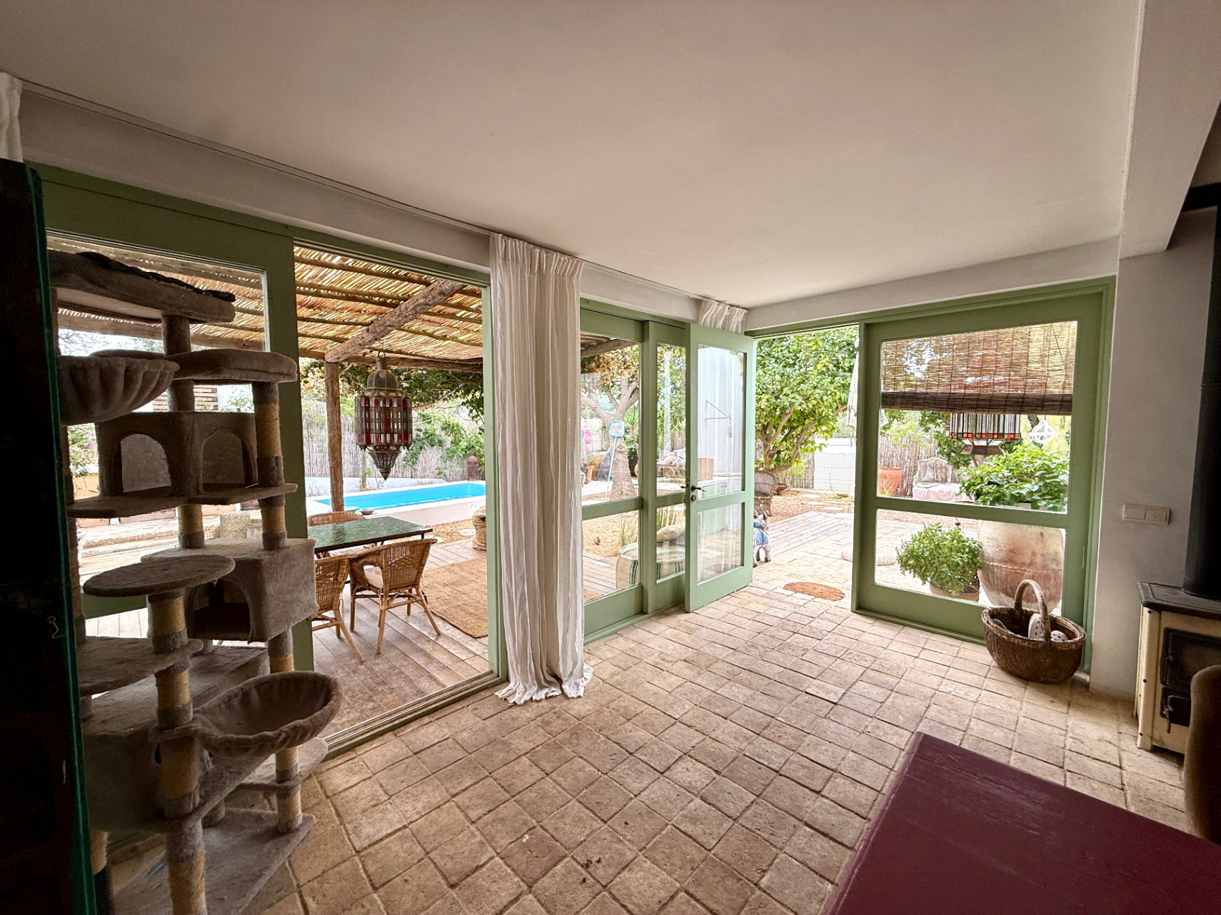 Encantadora casa de campo con pequeña piscina cerca de San Rafael