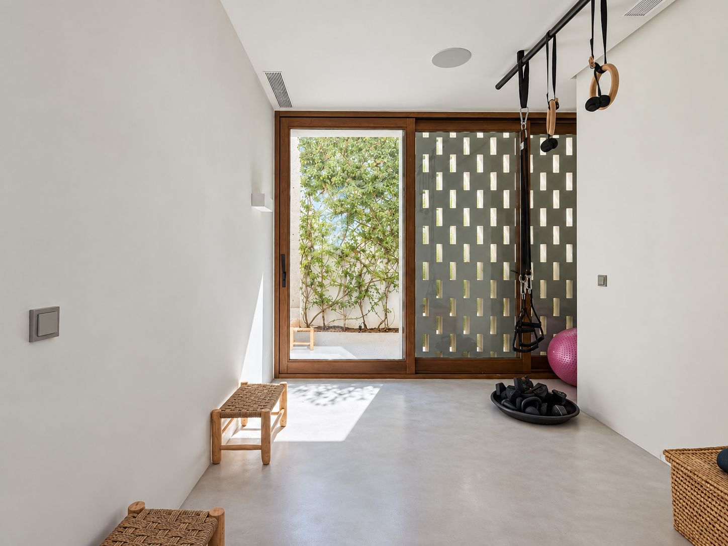 VILLA DE LUJO EN ROCA LLISA | IBIZA
