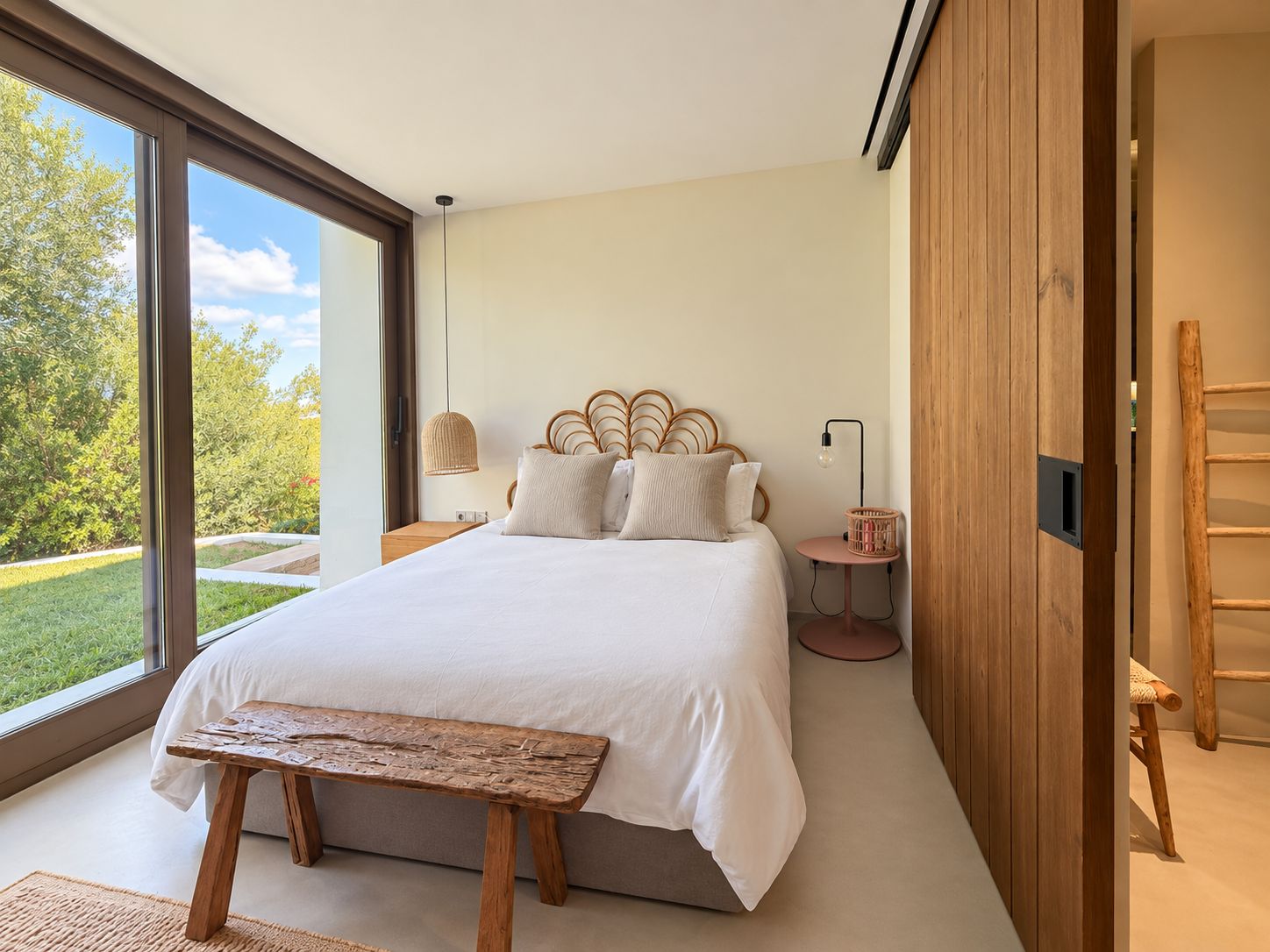 VILLA DE LUJO EN ROCA LLISA | IBIZA
