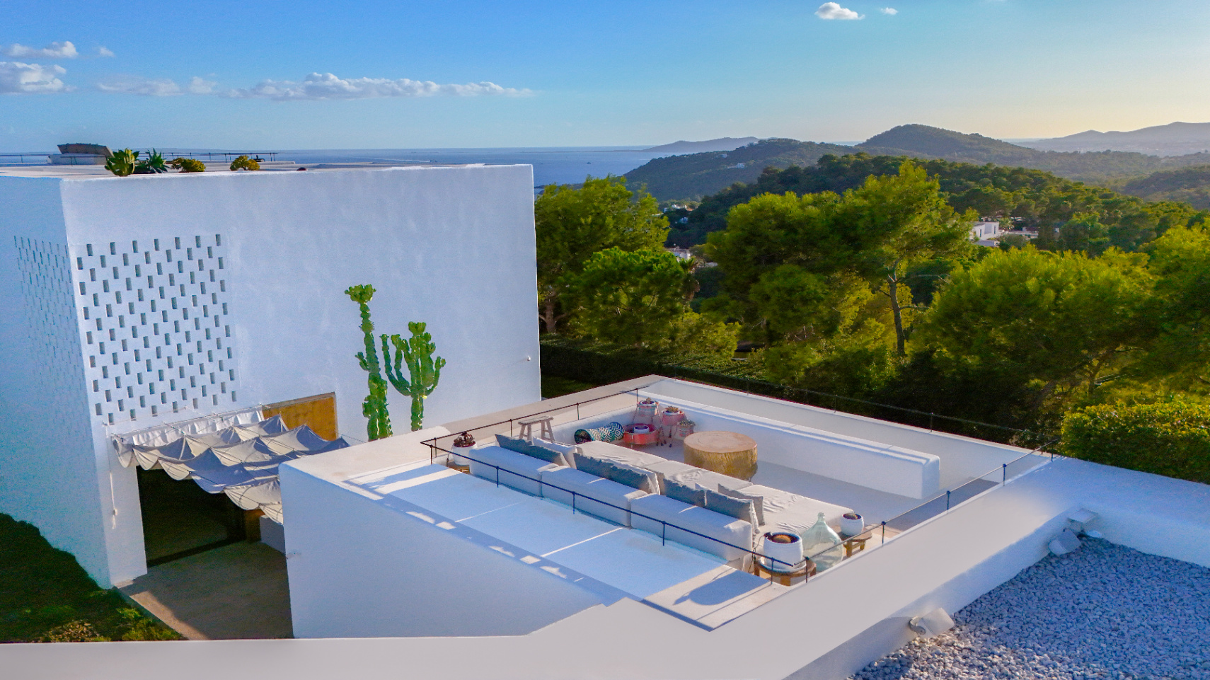 VILLA DE LUJO EN ROCA LLISA | IBIZA