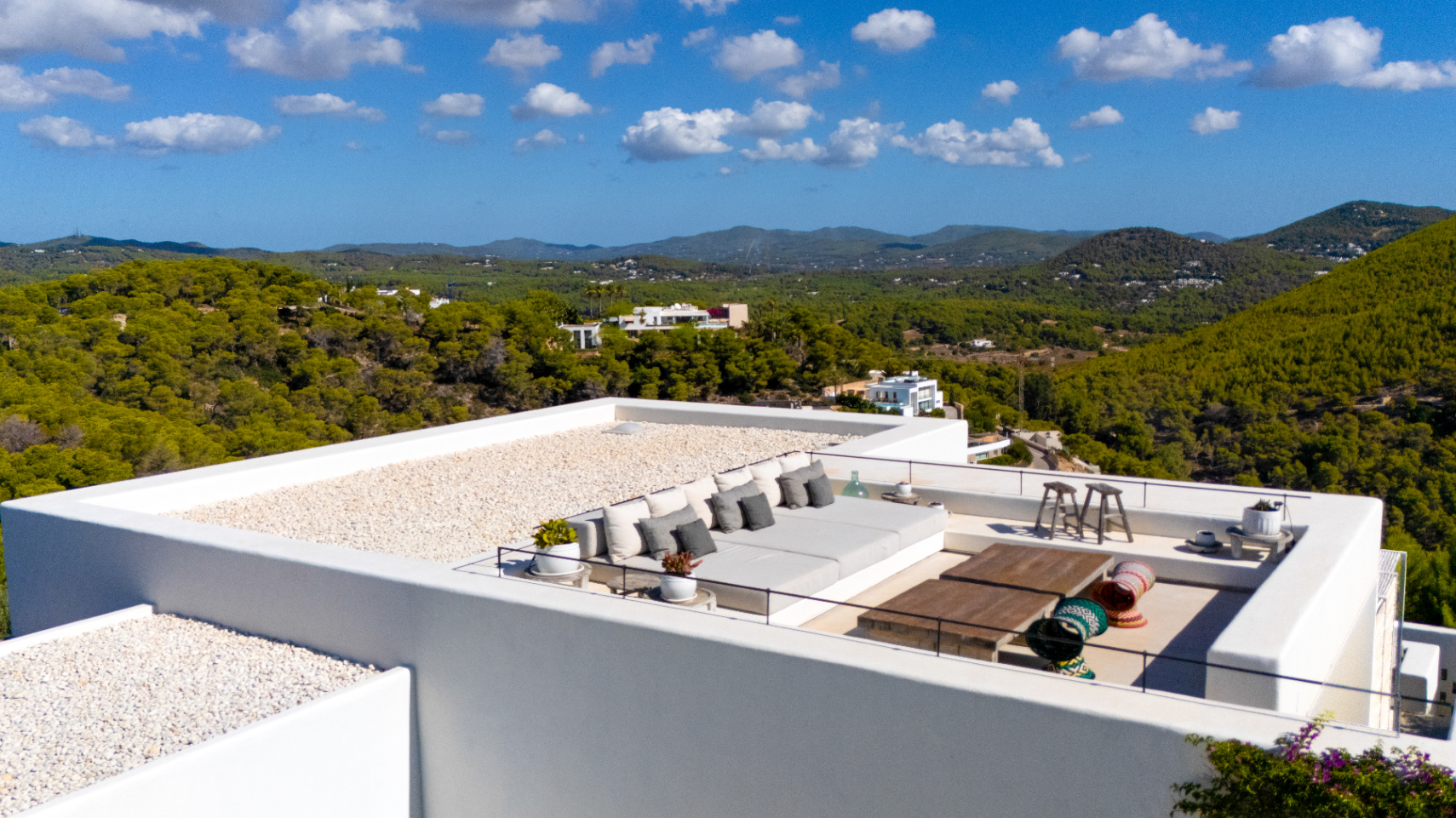 VILLA DE LUJO EN ROCA LLISA | IBIZA