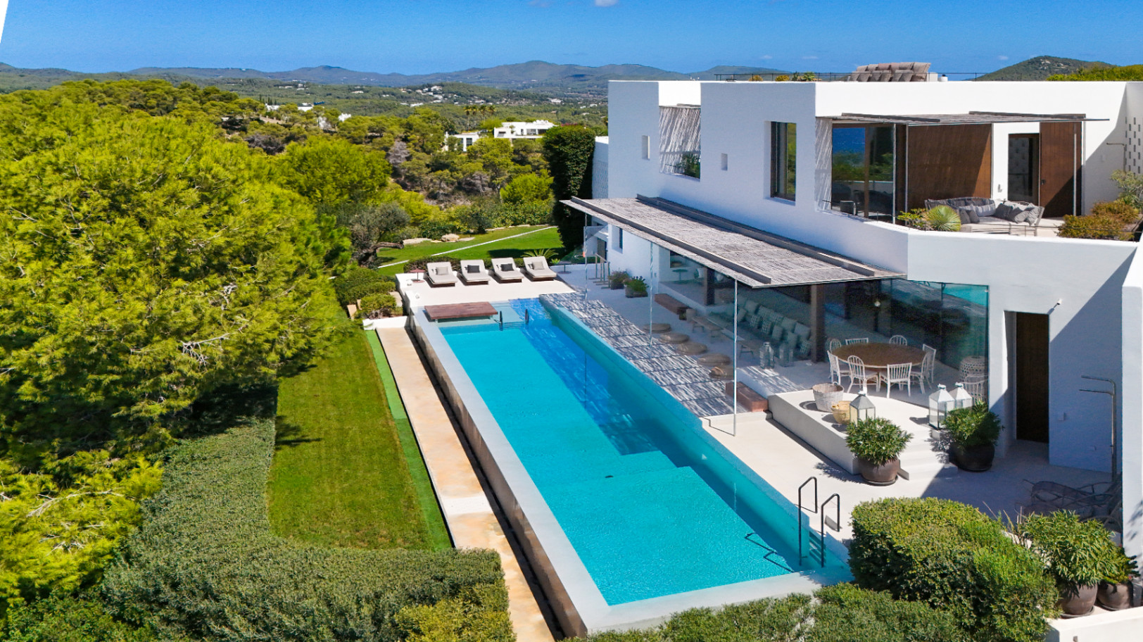 VILLA DE LUJO EN ROCA LLISA | IBIZA