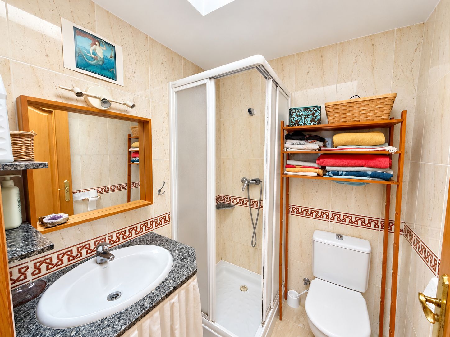Exclusivo apartamento en Jesús – terraza privada en la azotea con vistas panorámicas a Ibiza ciudad y al mar