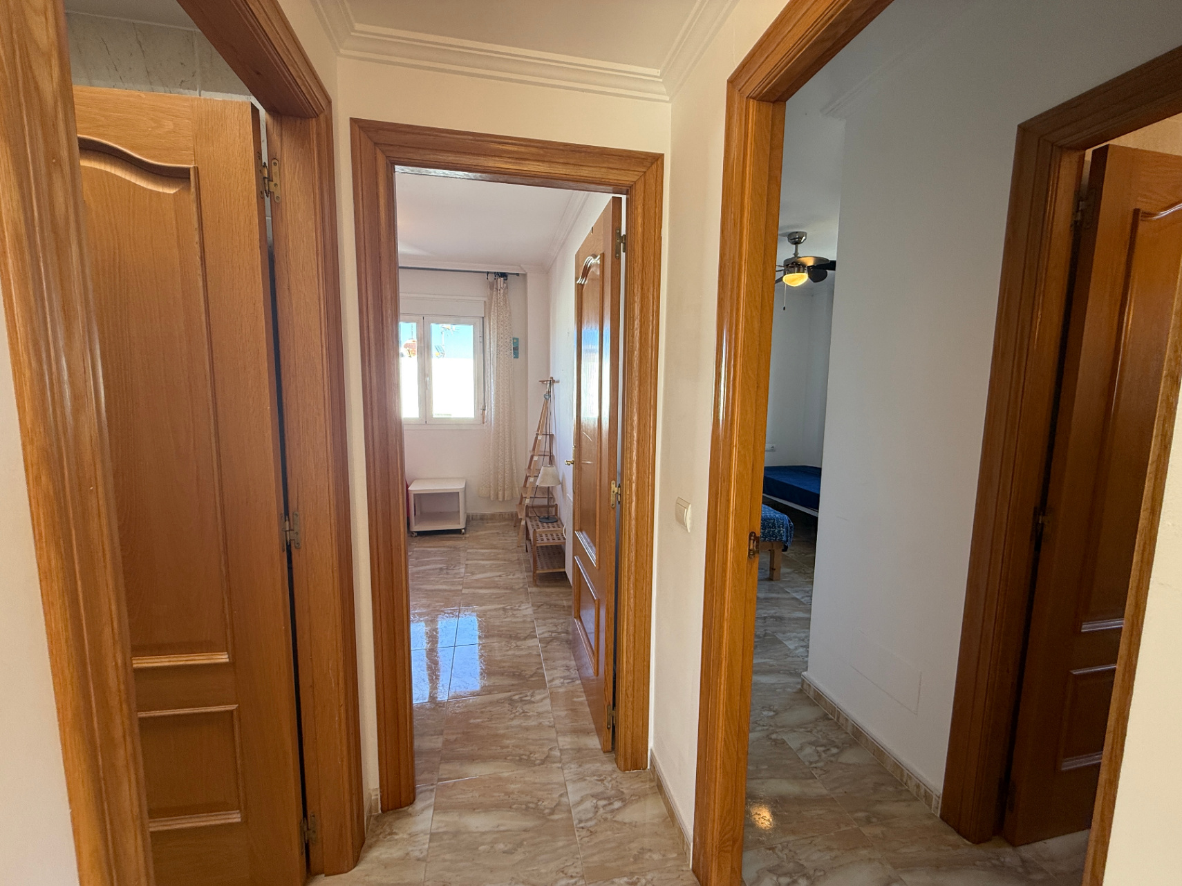 Exclusivo apartamento en Jesús – terraza privada en la azotea con vistas panorámicas a Ibiza ciudad y al mar