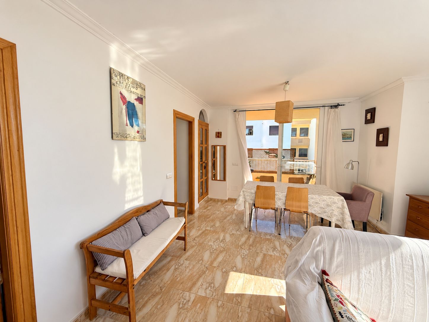 Exclusivo apartamento en Jesús – terraza privada en la azotea con vistas panorámicas a Ibiza ciudad y al mar