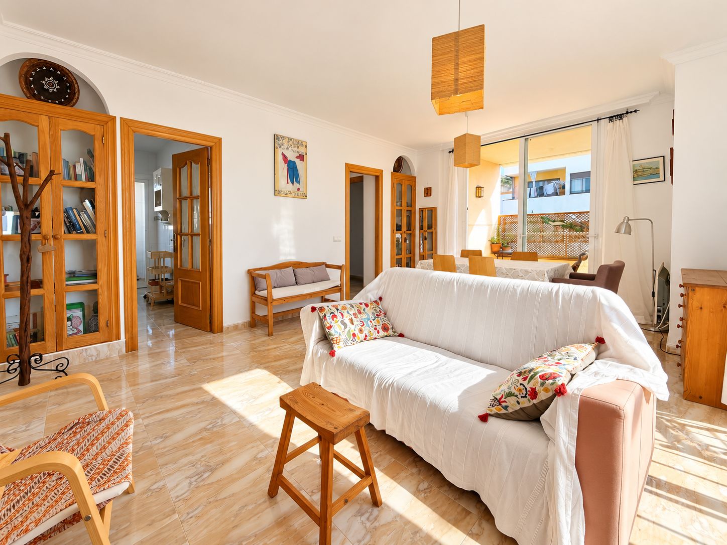 Exclusivo apartamento en Jesús – terraza privada en la azotea con vistas panorámicas a Ibiza ciudad y al mar