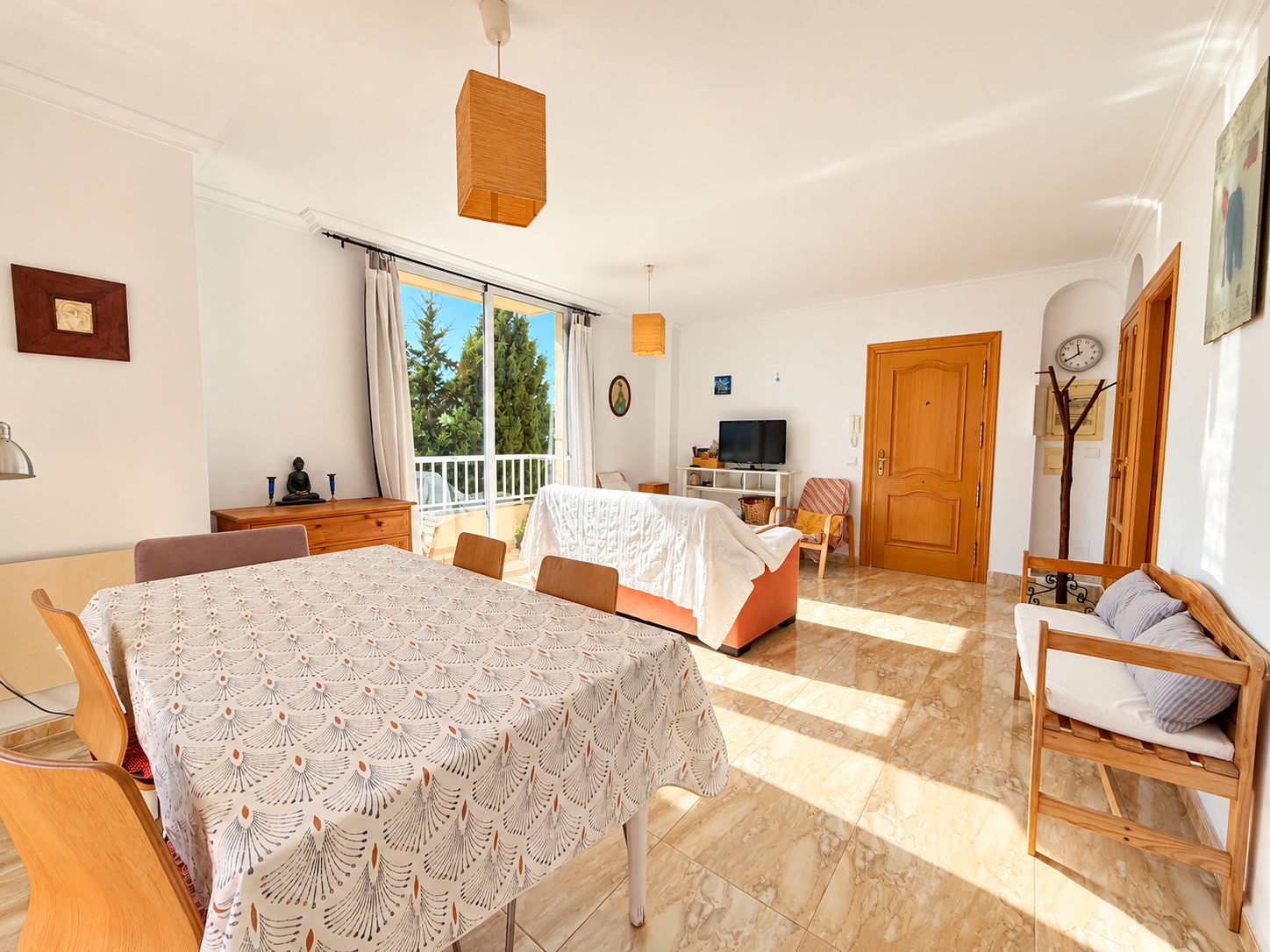 Exclusivo apartamento en Jesús – terraza privada en la azotea con vistas panorámicas a Ibiza ciudad y al mar