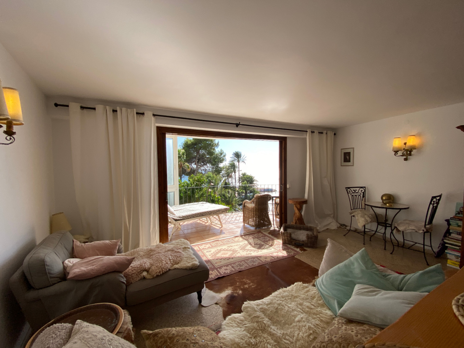 Seafront Apartment in Ibiza town