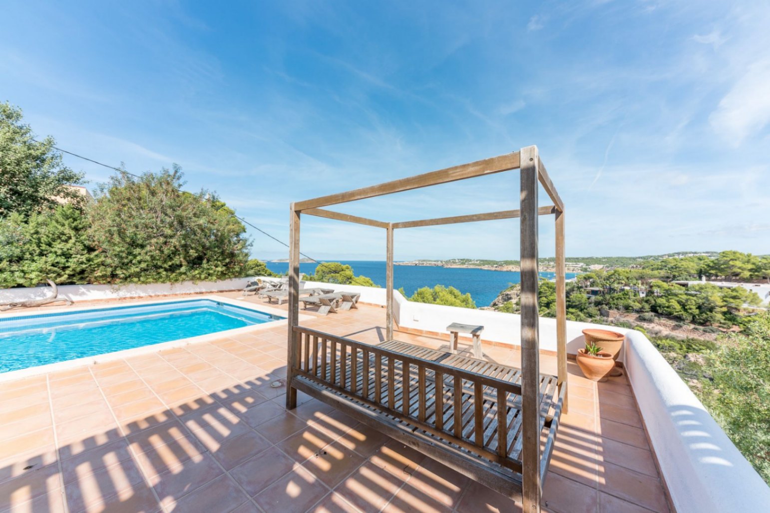 Charming house in Cala Molí with magnificent sea views