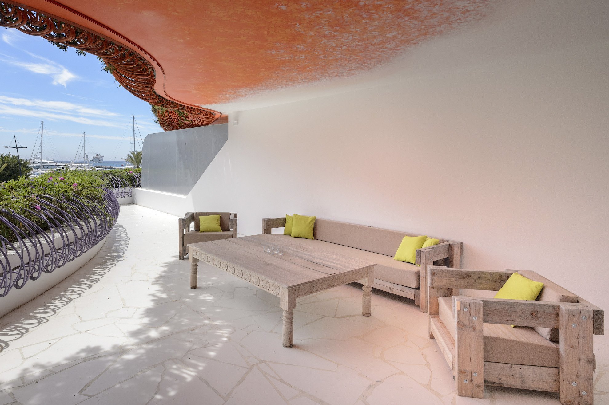 Luxus-Wohnung in Ibiza mit tollem Blick