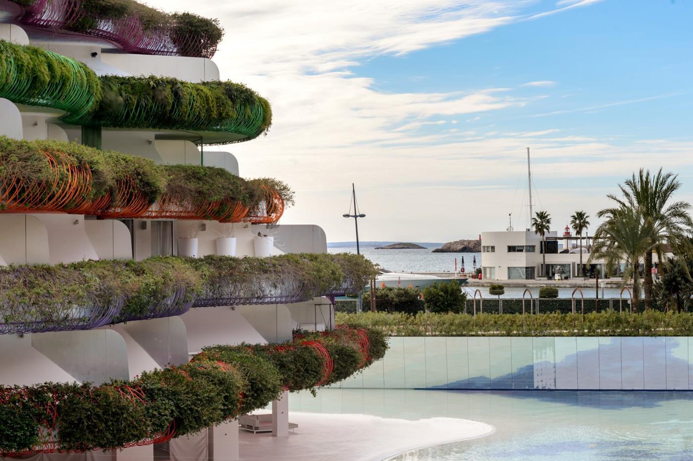 Apartamento de lujo con vistas al mar y Ibiza