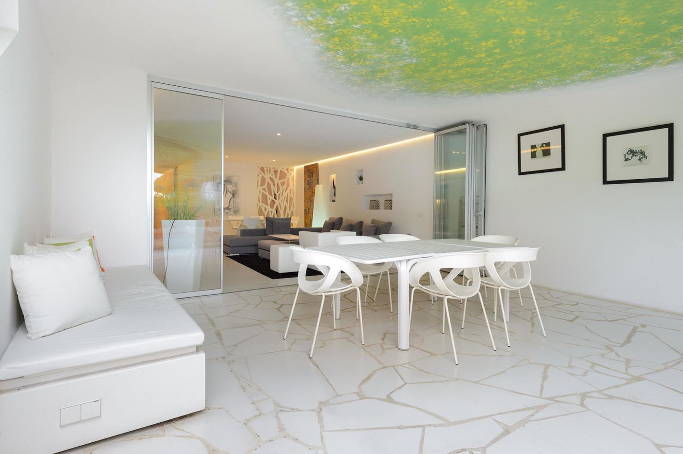 Apartamento de lujo en Ibiza con vistas