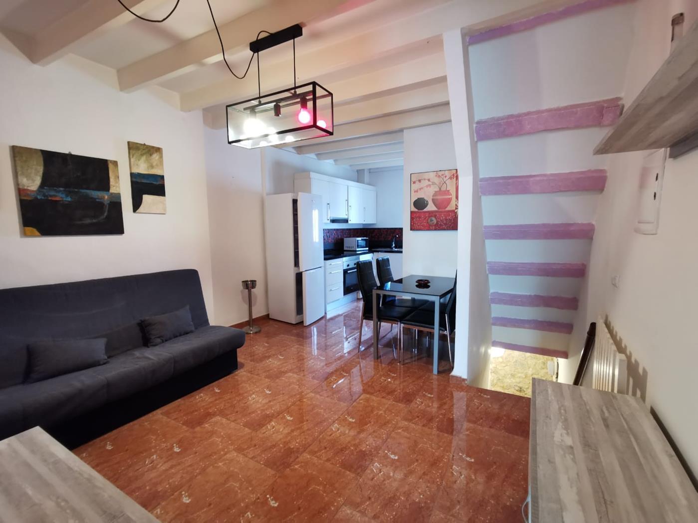 Neu renovierte Penthouse Wohnung in Dalt Vila
