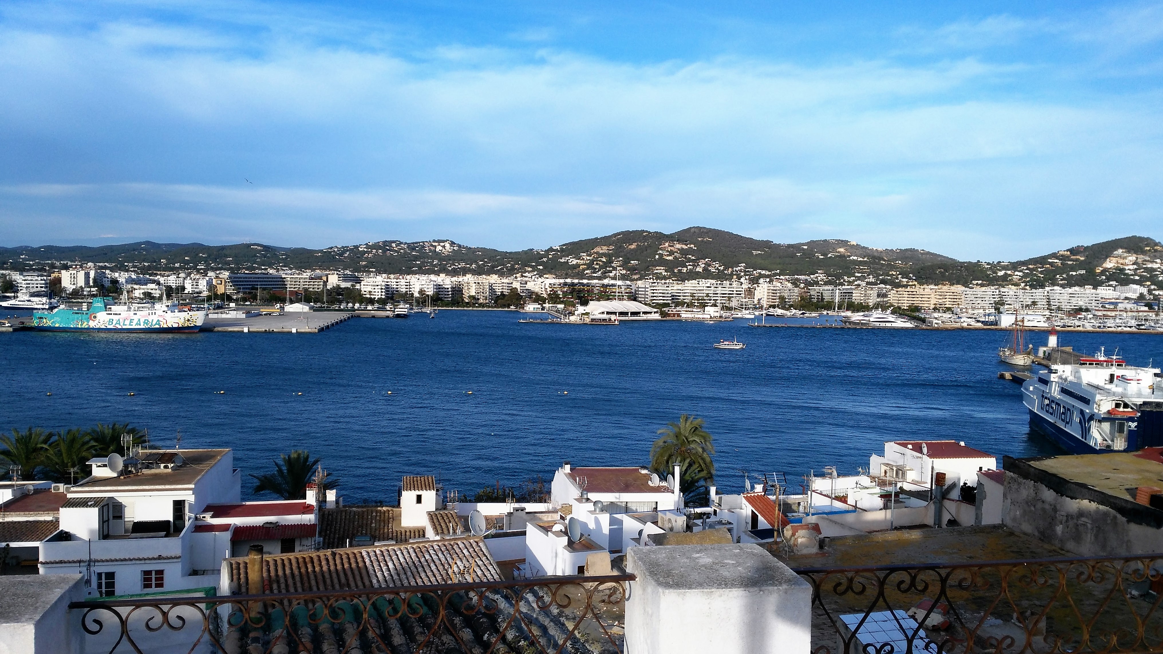 Historisch huis op Ibiza met een fantastisch uitzicht op de haven