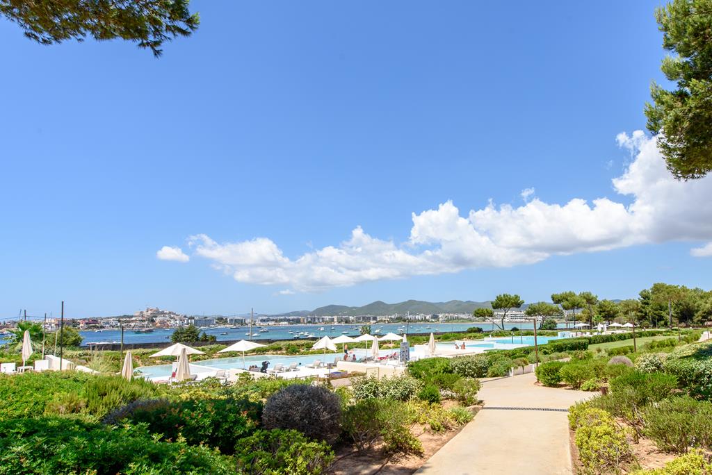 Apartamento de lujo a lado de la playa Talamanca
