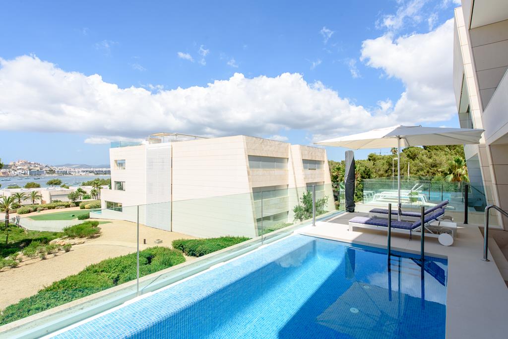 Apartamento de lujo a lado de la playa Talamanca