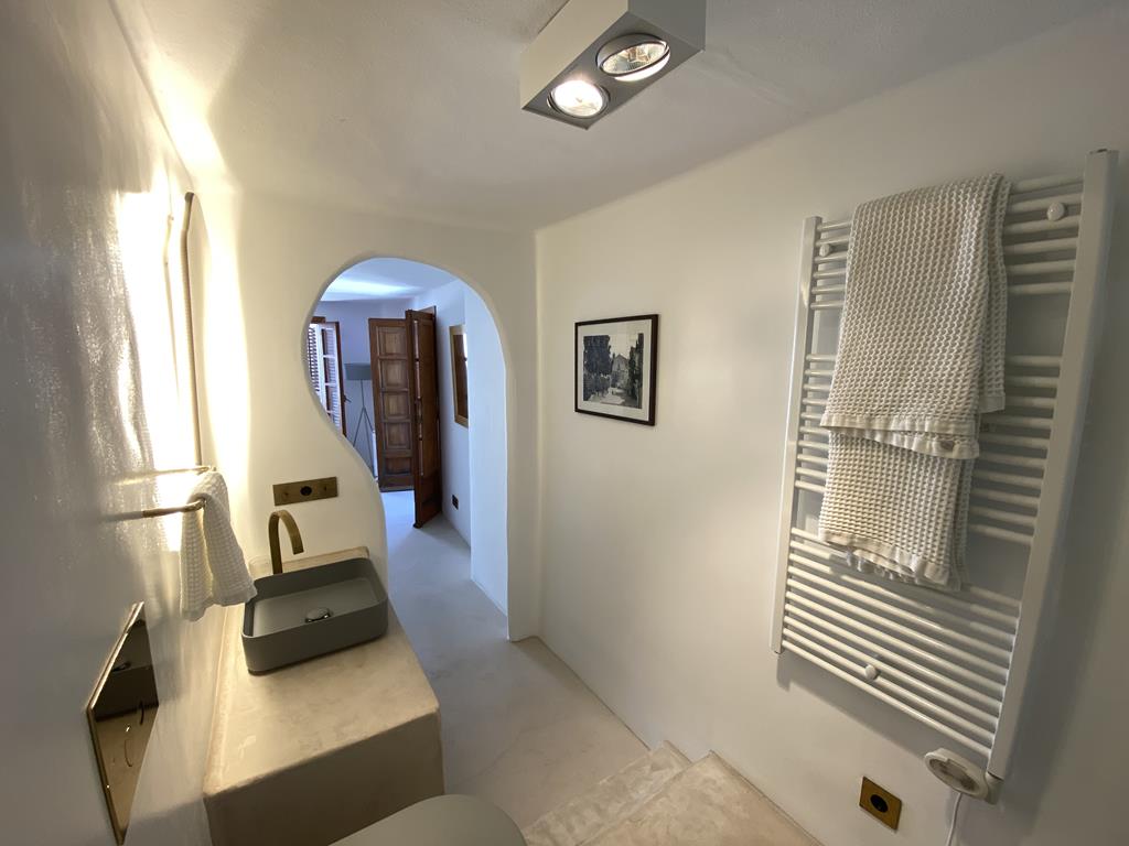 Magnificent apartment in Dalt Vila with views of the port