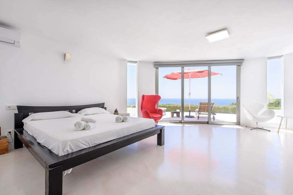 Villa dans la zone côtière près de la plage de Cala Tarida