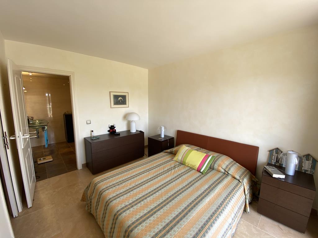 Apartamento en primera línea de mar con puesta de sol