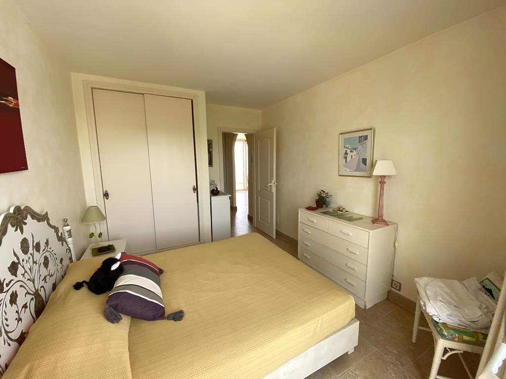 Apartamento en primera línea de mar con puesta de sol